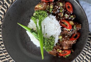 Salt & Pepper Chicken Pieces with Sticky Rice & Fried Kale